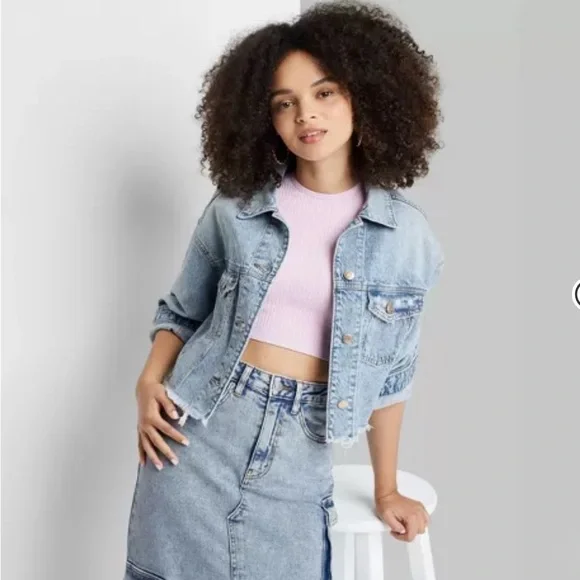 Women’s Wild Fable cropped denim trucker jacket Jean jacket - Picture 1 of 8